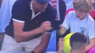 Empresario arrebata a un niño la gorra que le regaló el tenista Kamil Majchrzak en el US Open (Video)