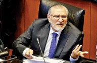 Adán Augusto López revira; sí habrá turismo parlamentario