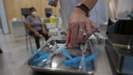 Galicia inmunizará a los mayores de 70 años contra el covid y con la vacuna de alta carga de la gripe