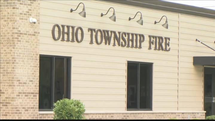 Structure fire reported at Overland Drive in Warrick County