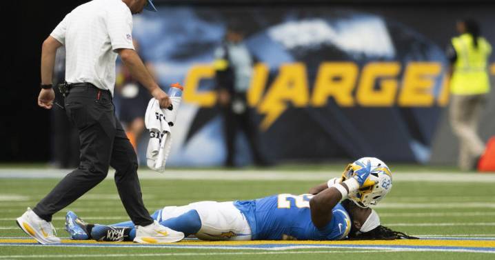 Chargers' Najee Harris injures Achilles tendon during non