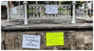 Siguen protestas por parquímetros en Puerto Vallarta, este domingo tapizaron kiosco con cartulinas