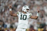 Packers defense smothers Commanders, Jayden Daniels in 27