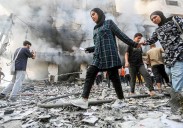Más de 800.000 palestinos huyen de una Ciudad de Gaza sitiada por el ejército hebreo