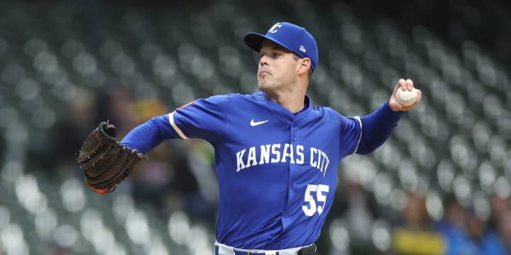 Cole Ragans makes first rehab start with Triple