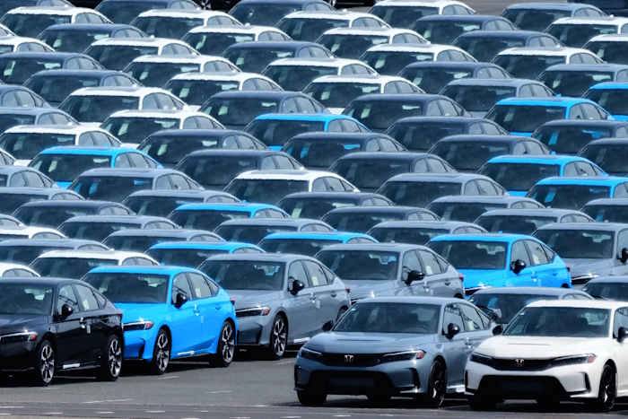Japan welcomes Trump's order to implement lower tariffs on autos and other goods