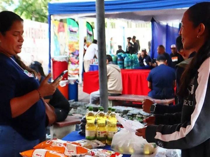 Caravana de las Soluciones se compromete con el 23 de enero