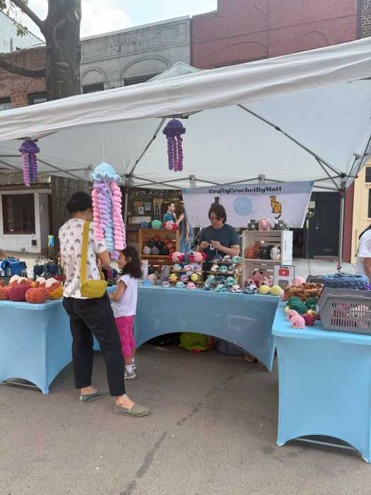 Young entrepreneurs shine at Astoria’s First Tween & Teen Maker’s Market