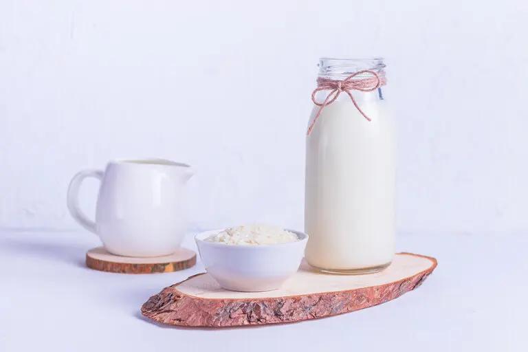 Beneficios de beber un vaso de agua de arroz