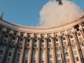 Bombardeo inédito: Rusia ataca sede del gobierno ucraniano