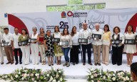 Conmemora Ana Paty Peralta y Mara Lezama 25 años de la Universidad del Caribe