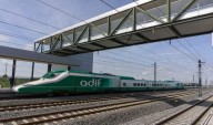 Una avería de Adif paraliza la alta velocidad en Madrid