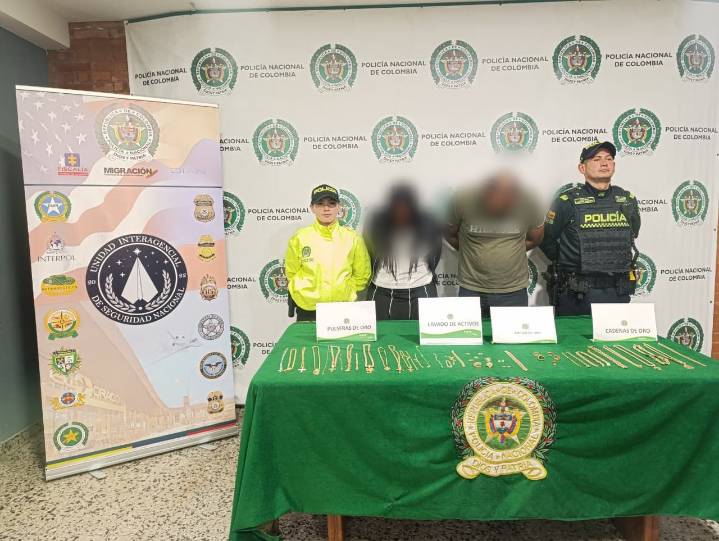Dos personas intentaron viajar con joyas avaluadas en 400 millones de pesos en El Dorado