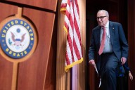 Demócratas en el Senado le piden a Trump que se siente a negociar para evitar cierre de gobierno federal el 1 de octubre