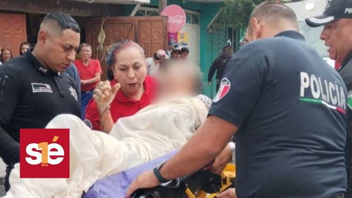 Policías de Ecatepec rescatan a adulto mayor discapacitado de un incendio