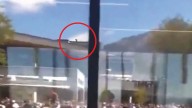 Graban al posible asesino Charlie Kirk en un tejado justo después del disparo