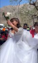 Monseñor Bernacki casó a Andrea y Juan durante la peregrinación puneña