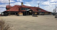 Judge recommends Alberta bars have heated shelters after freezing deaths