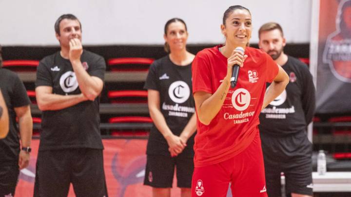 El Casademont Zaragoza divierte a la Marea Roja: "Mariona Ortiz es mi favorita"