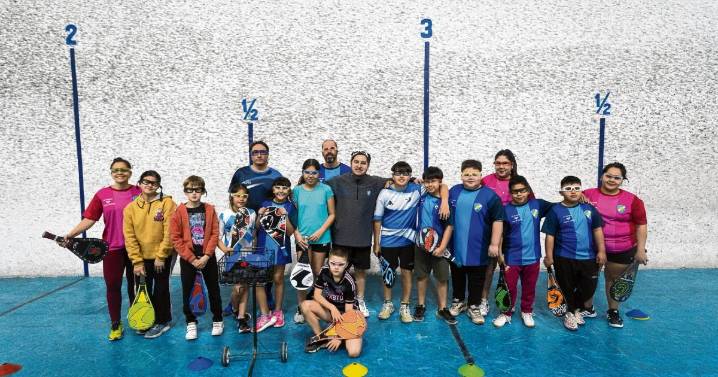 La tradición silenciosa de la Paleta: mujeres, niños y un deporte que cambia