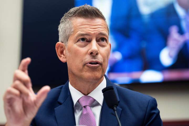 GOP lawmakers seek details of air traffic revamp before giving more funding