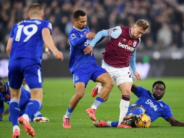 Nuno makes his point as West Ham rescue Everton draw