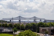 Outerbridge Crossing crash causes 20-minute delays to Staten Island