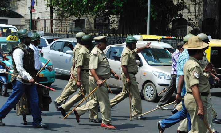Counter Intelligence Kashmir Searches 8 Locations in 7 Districts