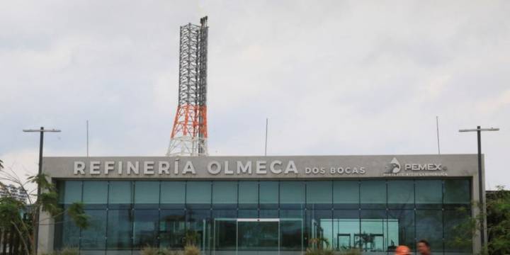 Revelan red criminal que sobornaba a elementos federales por huachicol en refinería Dos Bocas