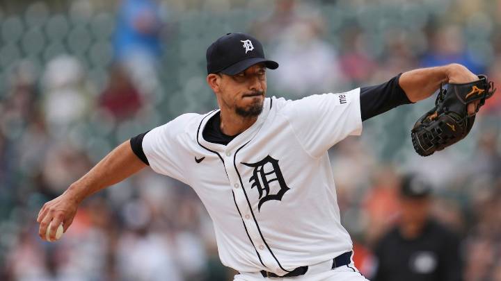 A.J. Hinch delivered bad news to veteran pitcher in nearly two