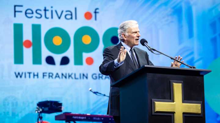 14,000 Seek God in Brussels, Hundreds Turn to Christ at Franklin Graham's 'Festival of Hope'