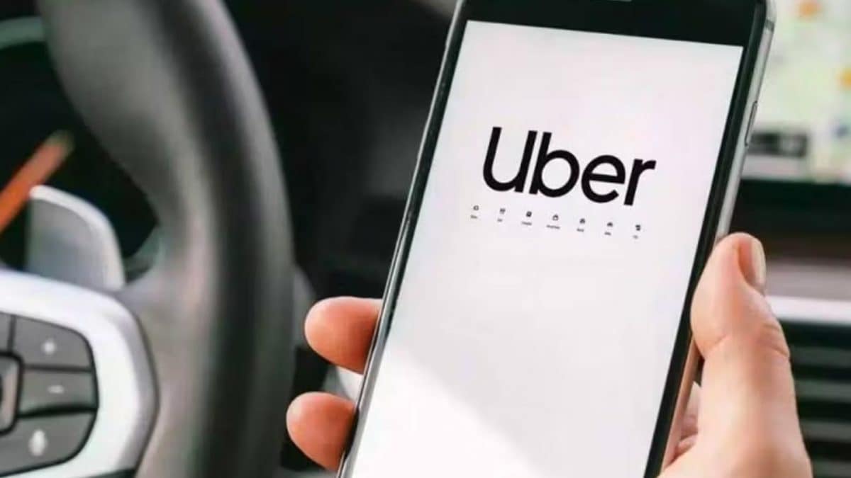 This Uber Driver’s Kind Cancellation Message Has The Internet Saying ‘Give Him 5