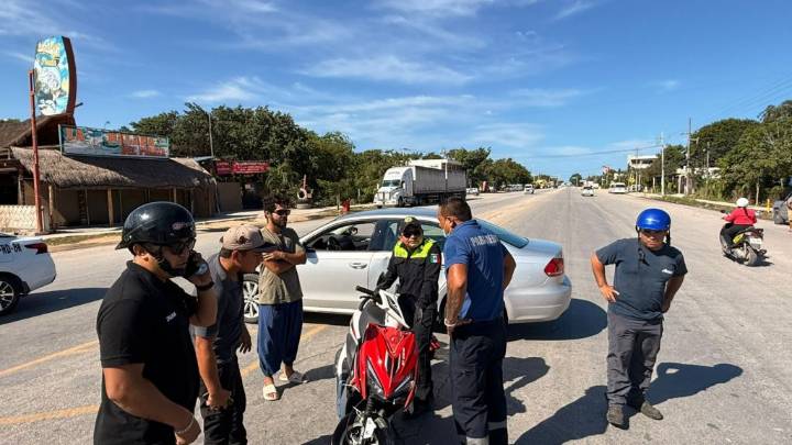 Reportan dos motociclistas heridos en incidentes diferentes