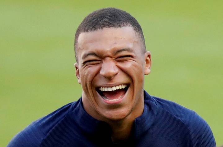 Mbappé, íntimo. A diez años del debut profesional: dinero, salud mental, fracasos y por qué le daría “asco” el fútbol