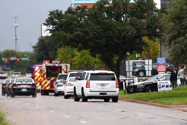 Murió mexicano que fue baleado en ataque a ICE de Dallas