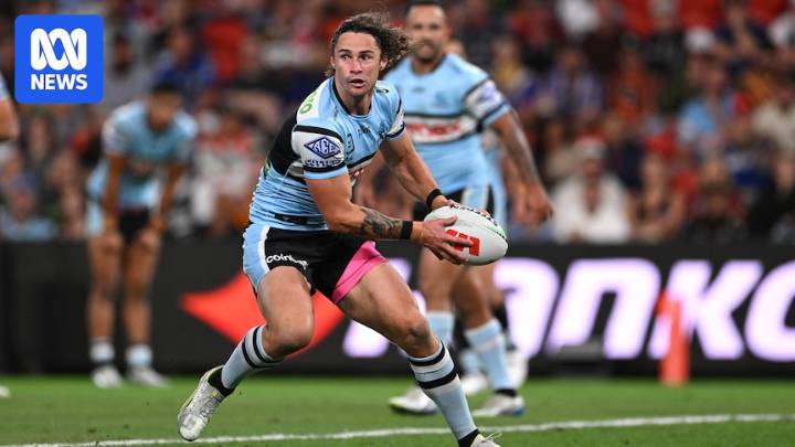 Cronulla Sharks halfback Nicho Hynes cleared to play NRL finals match after charge downgrade