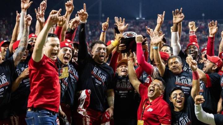 ¡Diablos Rojos a la Serie del Rey! Remontan y eliminan a Piratas con paliza en el Harp Helú