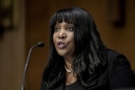 Un Tribunal frena a Trump en intento de destituir a Cook antes de voto de tasas