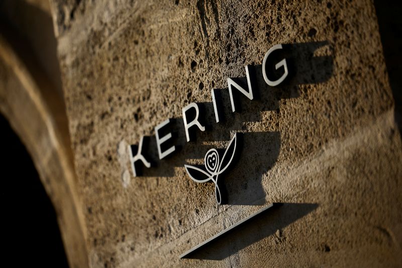 Kering delays full Valentino acquisition to 2028 amid debt concerns