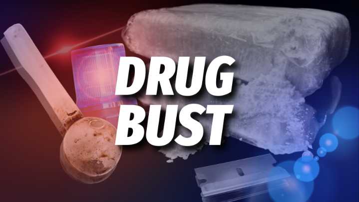 3 found trying to hide on roof during Altoona drug bust: Task Force