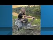 11-year-old girl catches 350-pound alligator