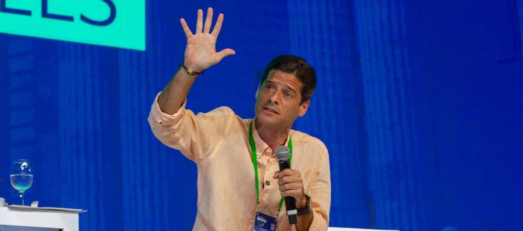 Mauricio Gómez le anuncia a Petro que en el Senado se tienen los votos "para elegir a Carlos Camargo”