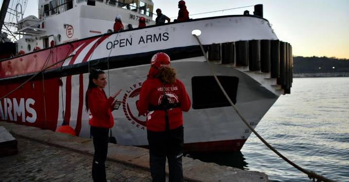 Open Arms cumple 10 años de misiones en el Mediterráneo: "No nos vamos a retirar"