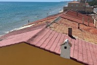 Piden la suspensión cautelar del derribo de las casas tradicionales de la playa de Babilonia