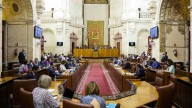 Los incendios y los conciertos sanitarios centran el arranque del nuevo periodo de sesiones en el Parlamento andaluz