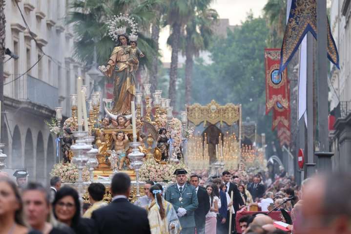 Huelva se proclama tierra de la Madre de Dios en una sublime procesión Magna Mariana
