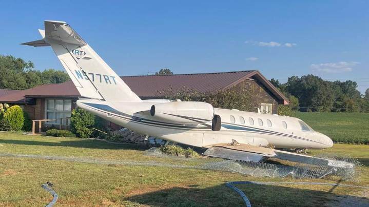 Small plane crashes into Mayfield home, Kentucky sheriff says
