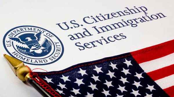 USCIS Incorporará Agentes Especiales con Nuevas Autoridades Policiales