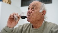 Día del Enólogo: la historia de Carlos Ojeda, una vida entre vinos y bodegas