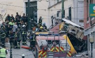 Portugal: 15 muertos y 18 heridos al descarrilar un funicular